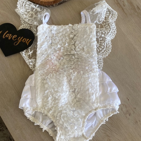 Onesie/ dress-up, great for pictures - Picture 1 of 3